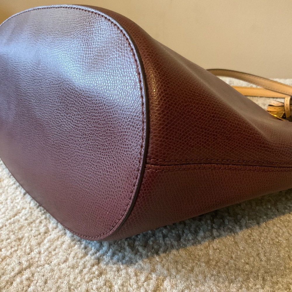 ❗️SOLD❗️Michael Kors Jet Set Medium Leather Tote - Picture 5 of 15
